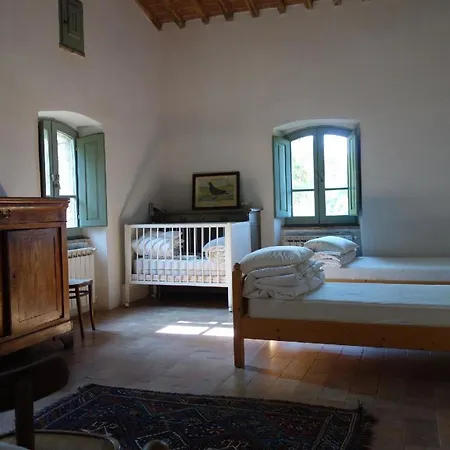 Ferienhaus Mit Privatpool Fuer 12 Personen In Preggio, Trasimenischer See *